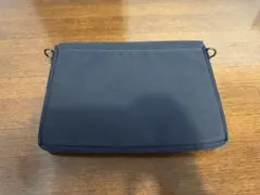 トラベルポーチ ブラック