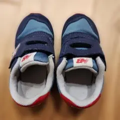 New Balance 373 キッズシューズ 青赤
