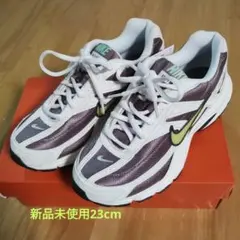 【新品未使用】Nike ランニングシューズ ホワイト/パープル/グリーン23cm