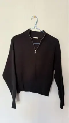 GU ジップアップ 黒 長袖ニット