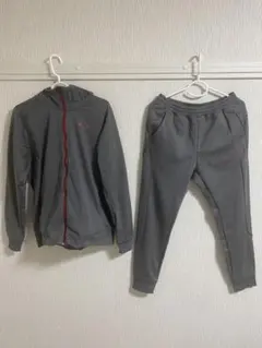 OAKLEY ジャージ上下セット 上XL 下Lサイズ　グレー&レッド色