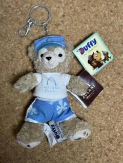 【アウラニ・ディズニー】ダッフィー　ハワイ限定　ぬいぐるみバッジ