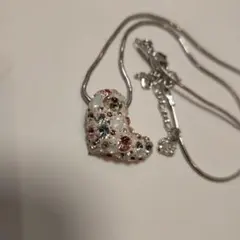 Item thumbnail for item 5b970251-73ff-4a10-a9ad-820439471db8