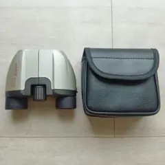 Vixenビクセン　小型　 ハンディ　双眼鏡 　 ケース付　8倍ズーム　シルバー