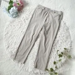 【la.f...】美脚テーパードパンツ　ストレッチ　42　ベージュ　オフィスのサムネイル