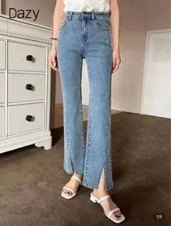 Dazy フレアジーンズ