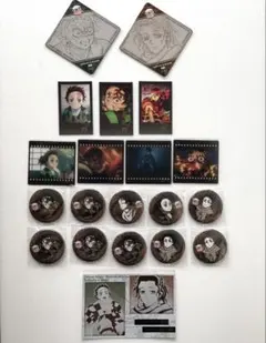 鬼滅の刃　ダイニング　チェキ　クリアカード　コースター　缶バッジ　20点　炭治郎