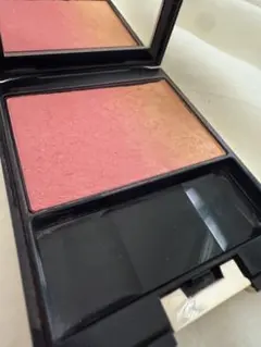 SUQQU スック　ピュアカラーブラッシュ01　蕾咲　USED チークのサムネイル