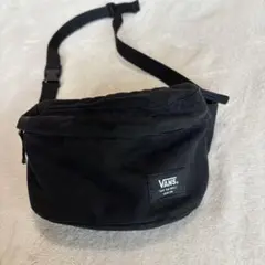 VANS ウエストポーチ ブラック ロゴタグ付き ボディバッグ
