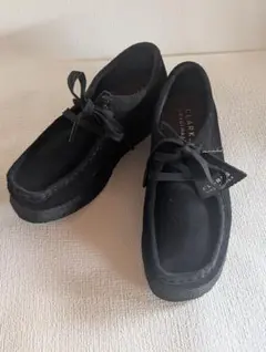 即発送★クラークスワラビー黒 スエード モカシン　22.5