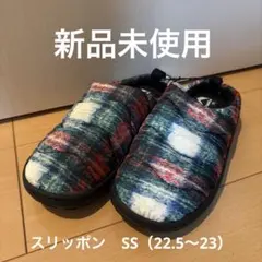 新品未使用　スリッポン　SS（22.5〜23㎝）