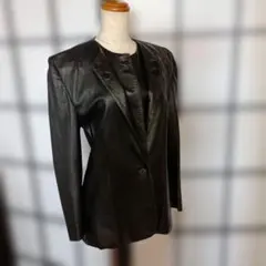 ✨希少・フランス製 A.P.C. ラムスキンレザーベスト✨ - メルカリ