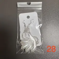 フックピアス