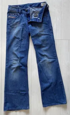 Item thumbnail for item aa48cb00-0d48-41ab-bcd7-0afb256e9129