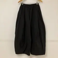 ENFOLD アシンメトリーバルーンパンツ黒 ENFOLD アシンメトリーバルーンパンツ黒 - メルカリ