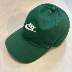 Nike ダークグリーン キャップ