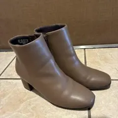 レディースブーツ （23.5cm）