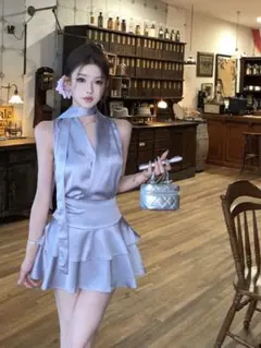 【新品未使用】サテン ブルー フリル付きキャバクラナイトドレススカート