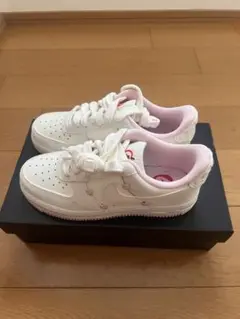 NIKE ナイキ AIR FORCE 1 ’07 LX バレンタイン ハート