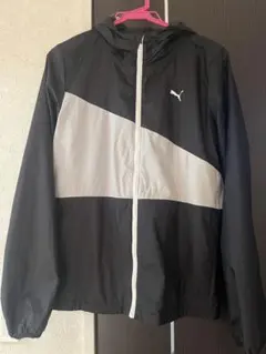 PUMA ウィンドブレーカー