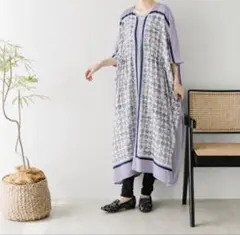 【即日発送】イズスカラー　M ドット柄　花柄　スカーフ柄ワンピースのサムネイル