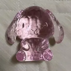 ピンクウサギ型置物
