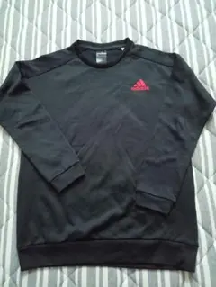 アディダス　サイズ160　裏起毛トレーナー