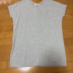 値下げ中Emsexcite Vネック 半袖Tシャツ グレー Mサイズのサムネイル
