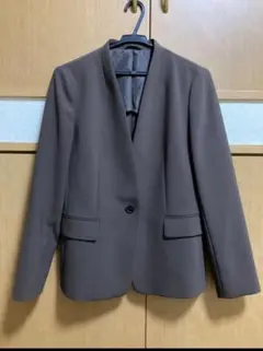 セットアップスーツ　アンカーウーマン　9号　美品　ブラウン　テーパードパンツ