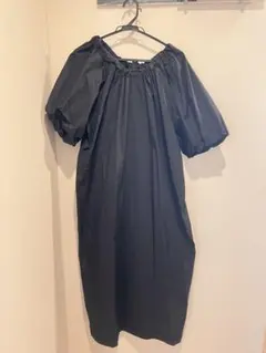 Mila Owen ミラオーウェン　ブラックパフスリーブロングワンピース