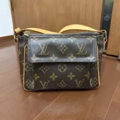 Louis Vuitton ヴィトン　ヴィバシテPMモノグラムショルダーバッグ
