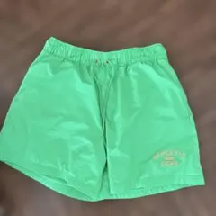 NIKE レディース　ショートパンツ