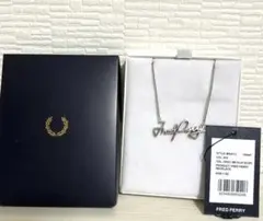 【新品未使用】フレッドペリー FRED PERRY ロ ゴネックレス シルバー