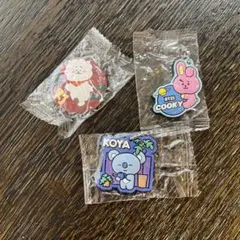BT21 アクリルキーホルダー 缶バッジ3個セット