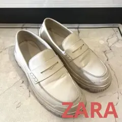 ZARA RUBBERISED LOAFERS ECRU ローファー 41サイズのサムネイル
