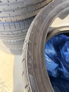 高級 2025年製 235/40R19 1本 レクサスGS IS RCマークX - メルカリ