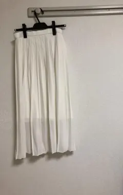 スカート　UNIQLO ユニクロ　ロングスカート　M 新品未使用