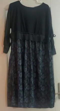 onlisa 未使用　花柄ワンピース