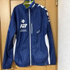 アシックス　暖かいトレーニングジャーンバー