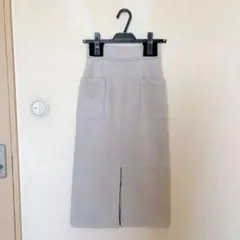 新品 エヌナチュラルビューティーベーシック タイトスカート 白 スウェード