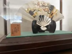 純銀製 扇 置物 ガラスケース入り 飾り扇子 110g 純銀製 扇 置物 ガラスケース入り 飾り扇子 110g - メルカリ
