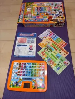 【送料無料】プレゼントに最適！　アンパンマン よみかきカラーキッズタブレットDX