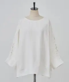 BEARDSLEY 袖レースドルマンブラウス美品