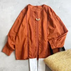 美品 ◆ URBAN RESEARCH DOORS ブラウス　レース　オレンジ