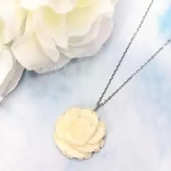 タイムセール♡Pt850 ネックローズ デザインペンダント フリーアジャスターのサムネイル