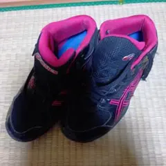 ASICS バスケットボールシューズ 黒/ピンク