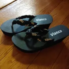 Vianco ビーズ装飾付きサンダル　ビーチサンダル　厚底サンダル