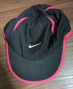 NIKE Featherlight Dri-FIT キャップのサムネイル