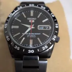 SEIKO 5 自動巻き腕時計 ブラック超美品！のサムネイル