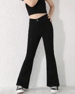 SHEIN 黒デニム フレアパンツ